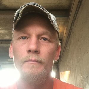 Meet your Posher, Derrick